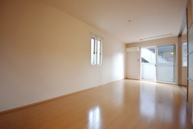 フォッサート・トレ　弐番館の物件内観写真