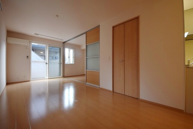 フォッサート・トレ　弐番館の物件内観写真