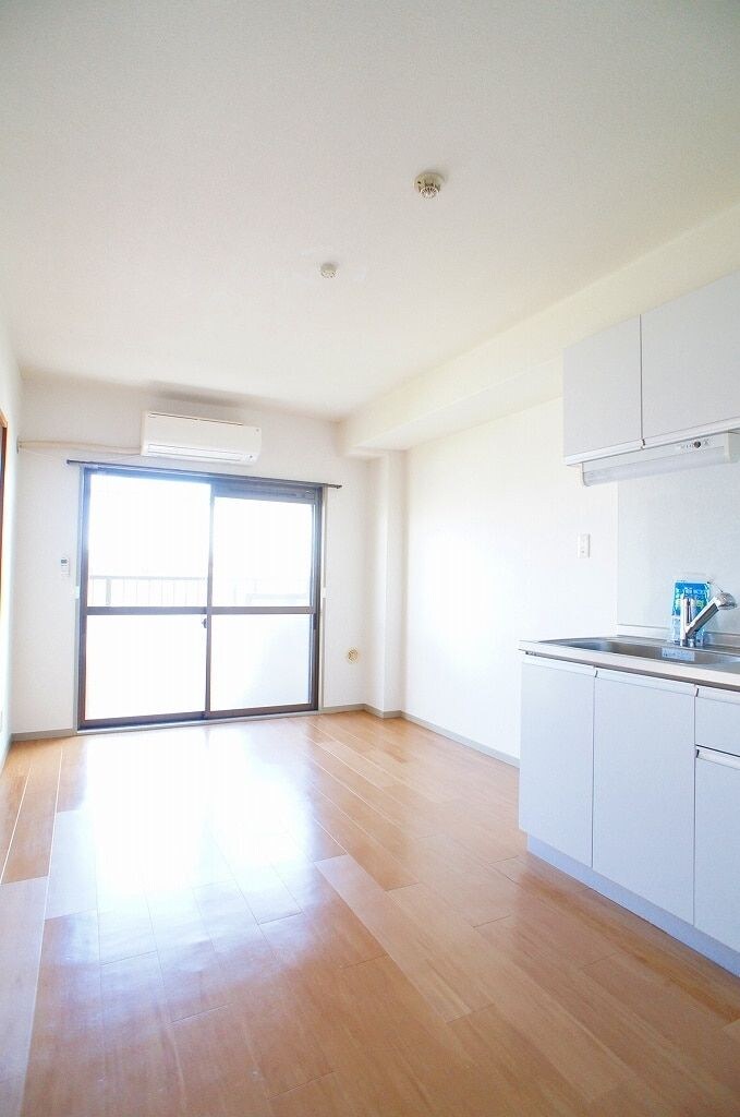 ニューマリッチ吉沢Ａの物件内観写真