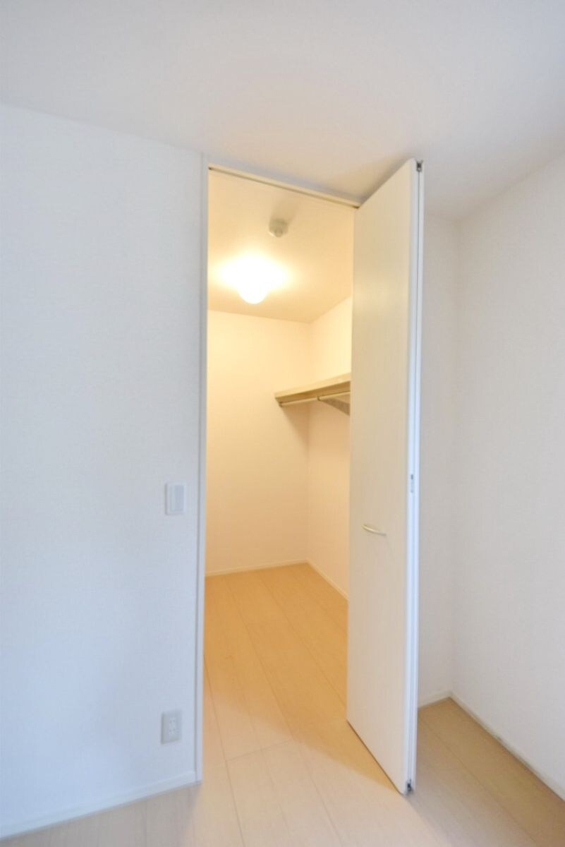 ウィステリアの物件内観写真