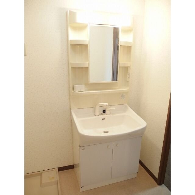 アンプルールフレアの物件内観写真