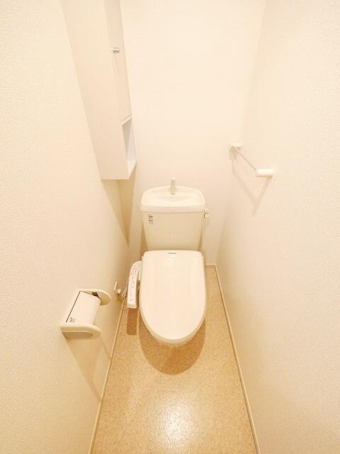 レジデンスガーデンIの物件内観写真