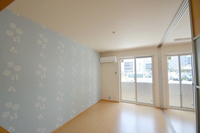 エスト・レザンの物件内観写真