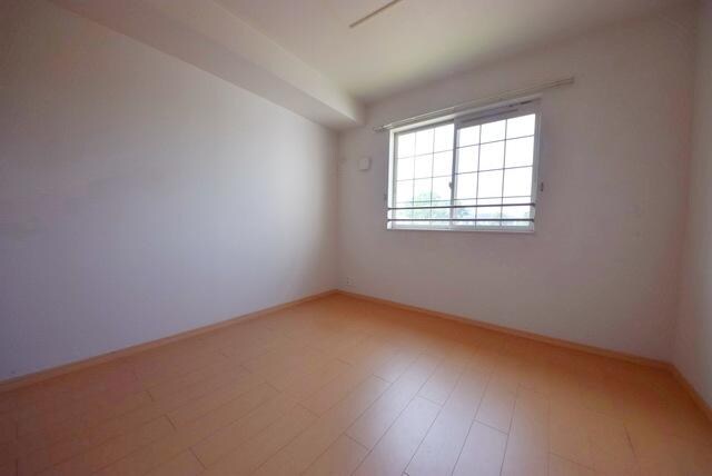 ローズパーク　壱番館の物件内観写真