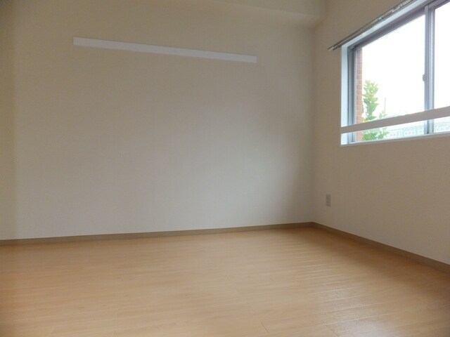 ジュネス桜田の物件内観写真