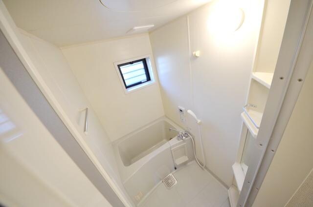 ホワイトヴュー　弐番館の物件内観写真