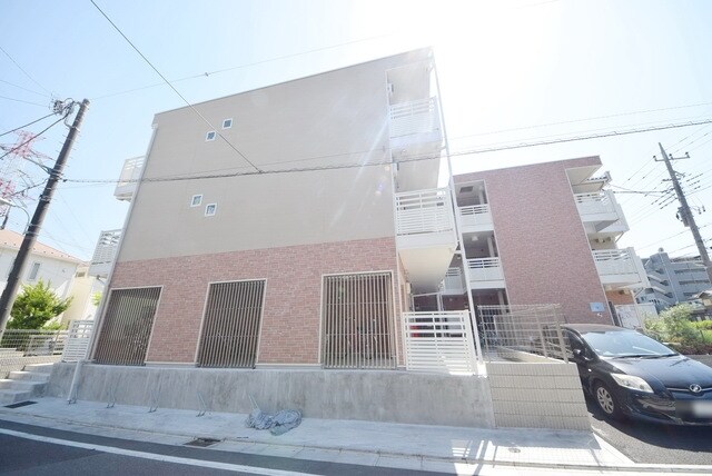 レオネクストヴァレッタの物件外観写真