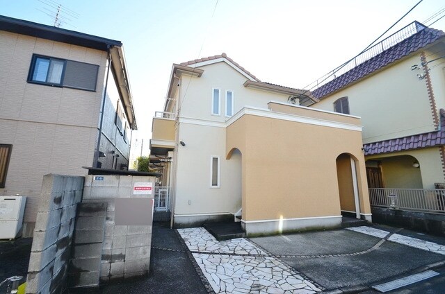 カーサ クーナの物件外観写真