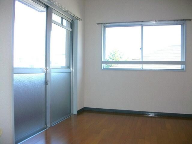 ジュネス桜田の物件内観写真