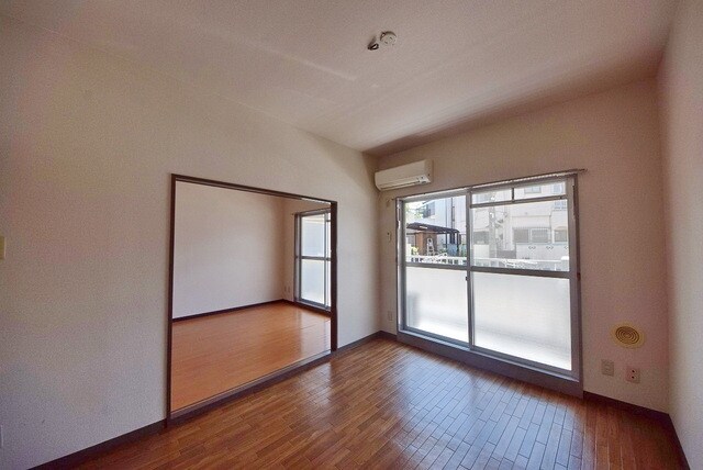 ドルフナカガワの物件内観写真