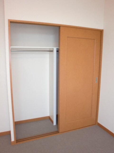 レオパレスカンパネラの物件内観写真