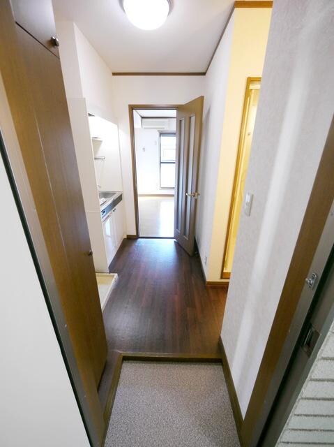 コーラル信栄の物件内観写真