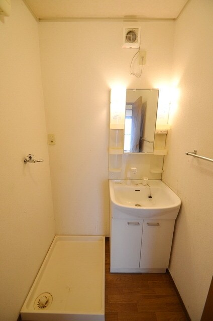 ガーデンコートＢの物件内観写真