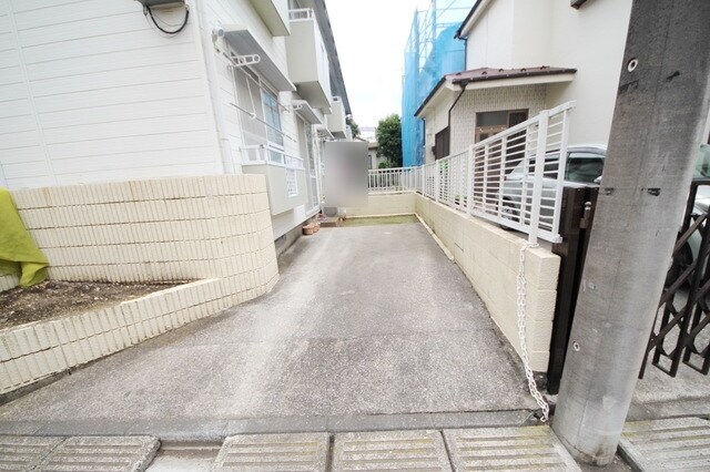 皇山町ハイツの物件内観写真