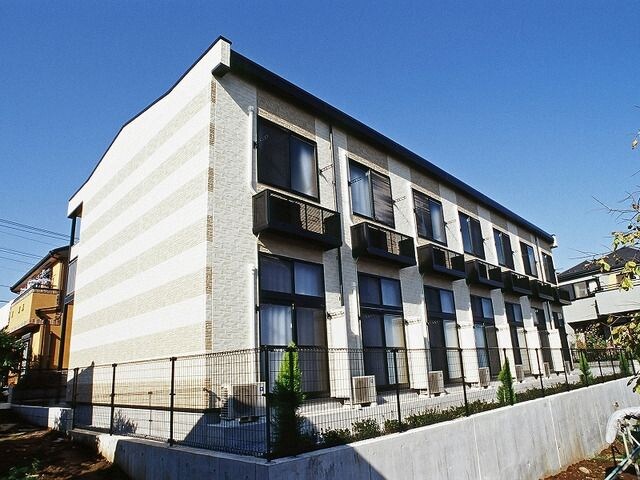 レオパレスｃｈｉｙｏの物件外観写真