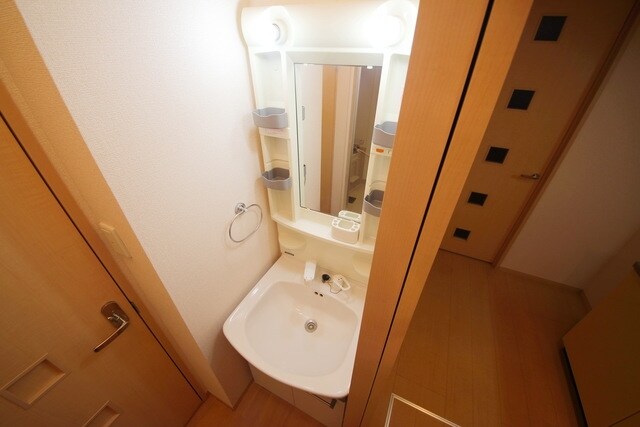 ウィスタリアＤの物件内観写真