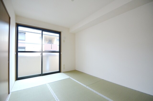 ヴァレンサ氷川Ｂ棟の物件内観写真