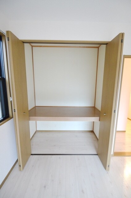 ヴァレンサ氷川Ｂ棟の物件内観写真