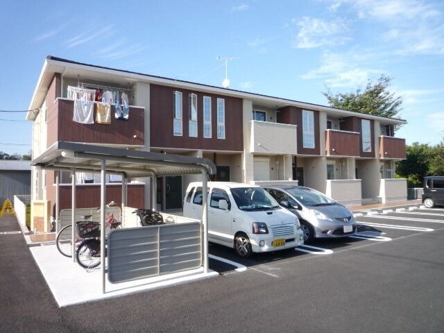 ソレイユIII番館の物件外観写真