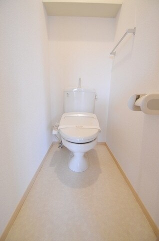 ウールクロッシェＢの物件内観写真