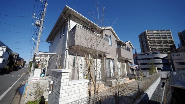 セレーナ志木の物件外観写真