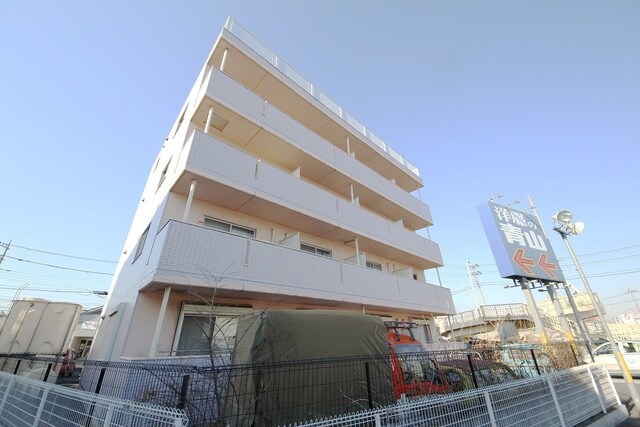 ソレアードの物件外観写真