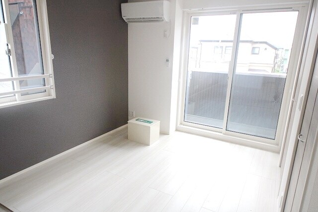 ロイジェント高島平の物件内観写真