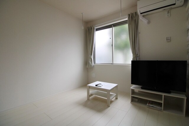 ヴィアロ高島平レジデンスＡの物件内観写真