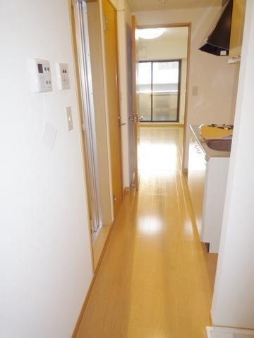 ＪＣ　ＳＯＵＴＨ　ＳＨＩＫＩ　２９３２の物件内観写真