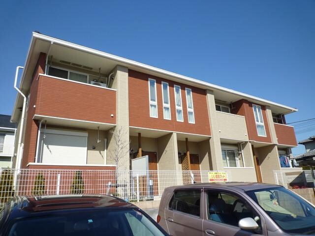 ピオニー　サワグチの物件外観写真