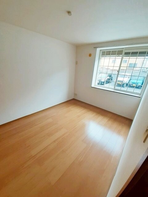 パークサイドラフィネの物件内観写真