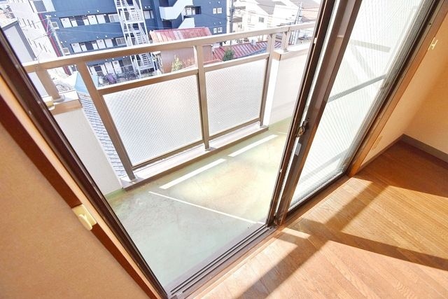 マンションタキクの物件内観写真