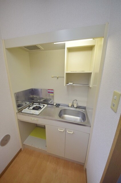 アメニティ松江弐号館の物件内観写真