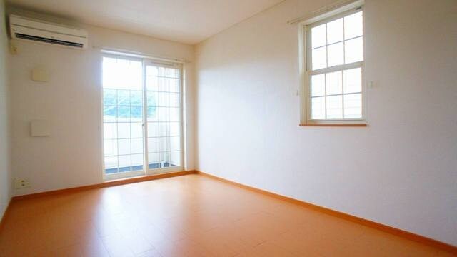 ウィステリアの物件内観写真