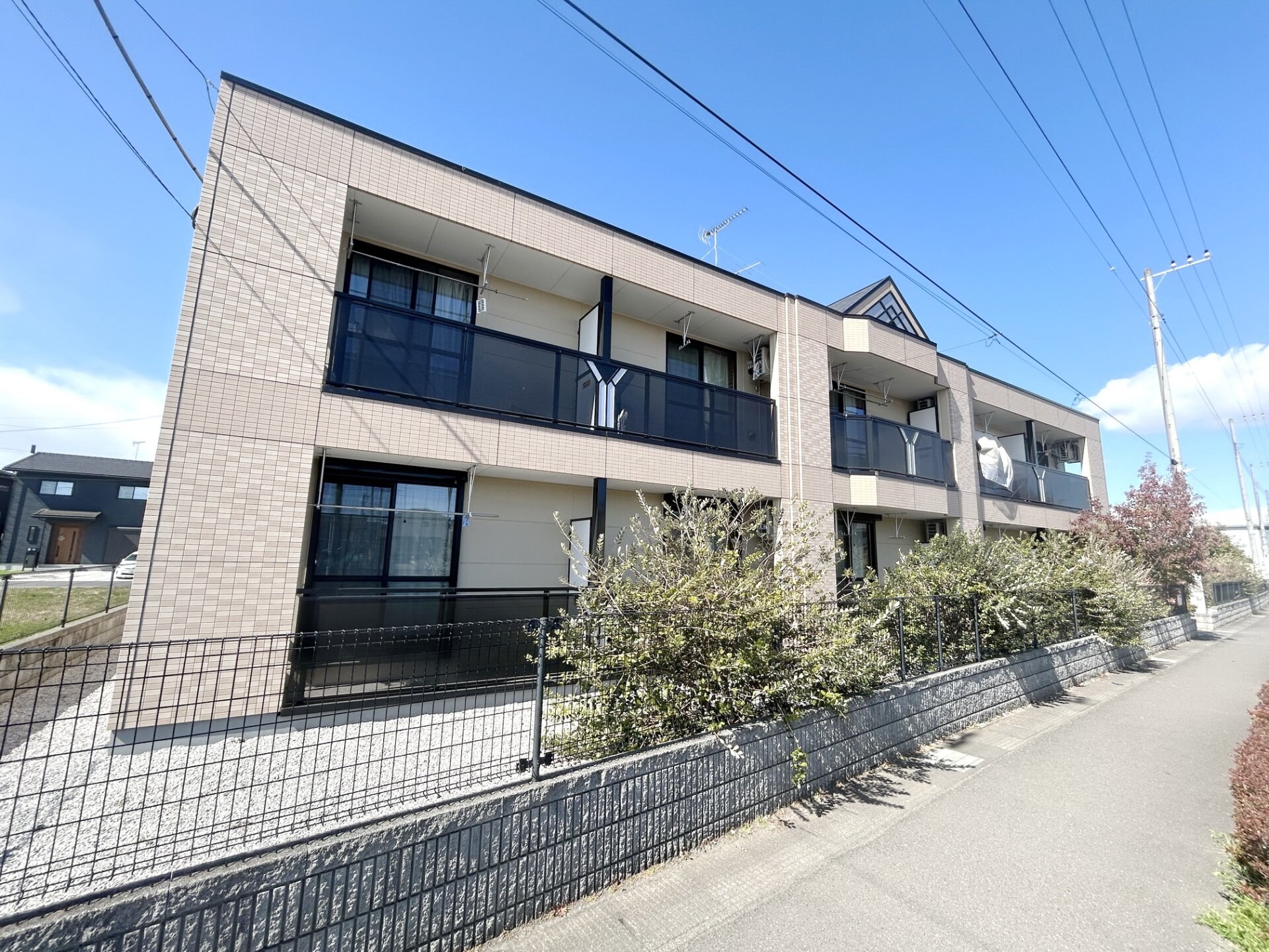 サンフィットの物件外観写真