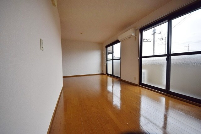 パークアゼリアＢの物件内観写真