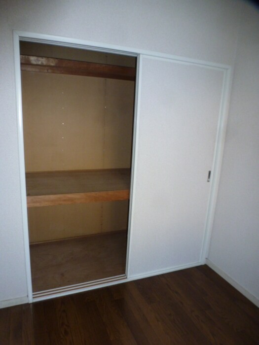 フラットIの物件内観写真