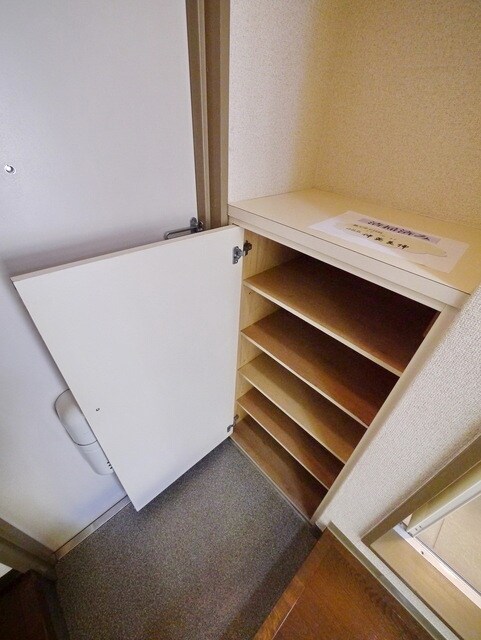 グリーンネスコートの物件内観写真