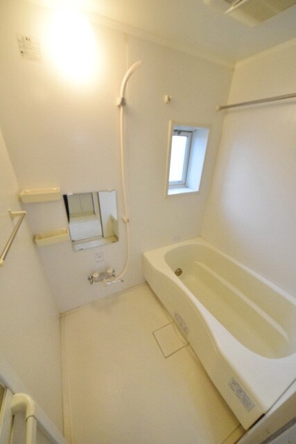 ヴィラ・ウイスタリアの物件内観写真