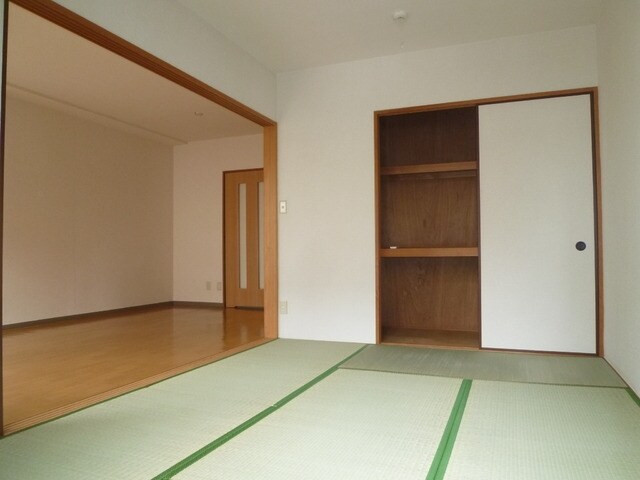 レジュール鶴ヶ島の物件内観写真