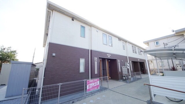 アーヴォリの物件外観写真