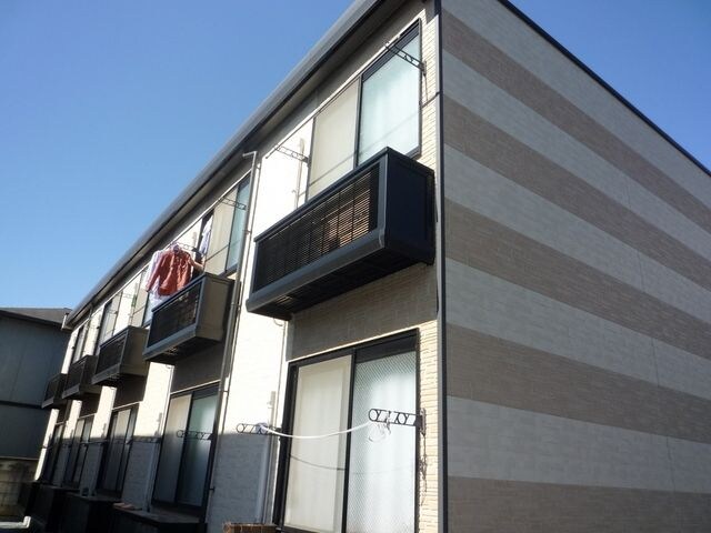 レオパレスオリーブハウスIIの物件外観写真