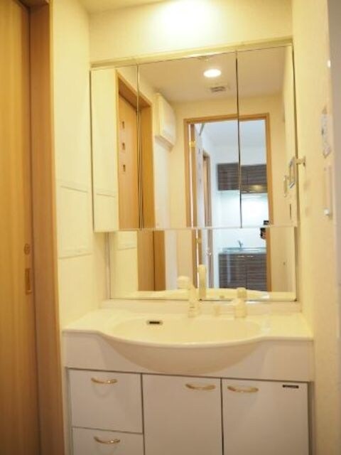 ルーブル鷺宮六番館の物件内観写真