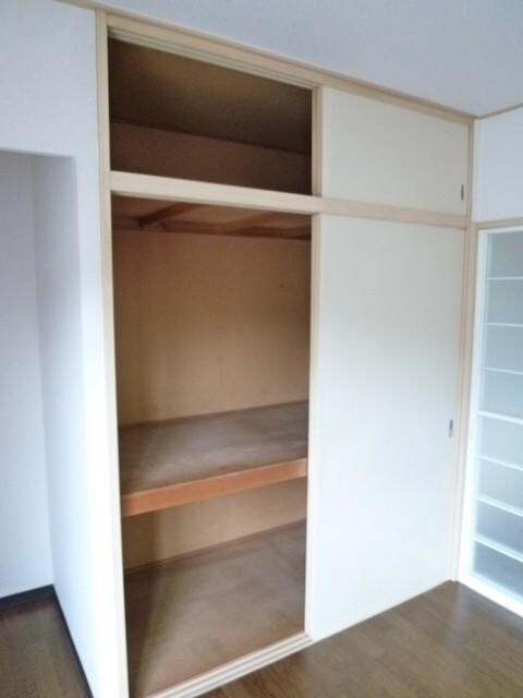 ロイヤルハイツ２の物件内観写真