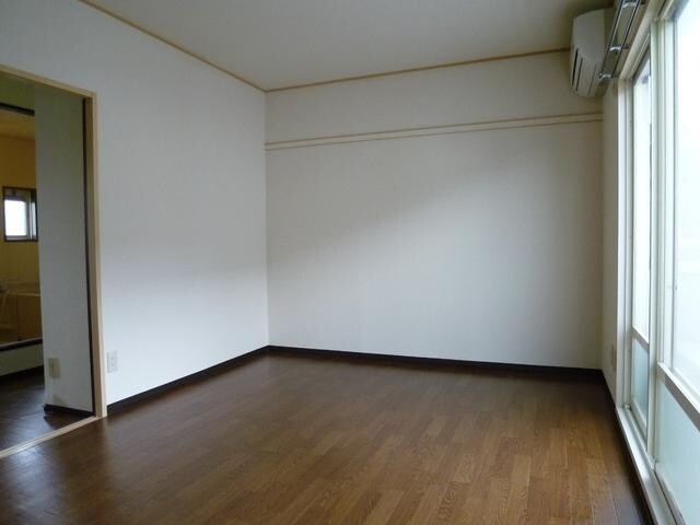 ロイヤルハイツ２の物件内観写真