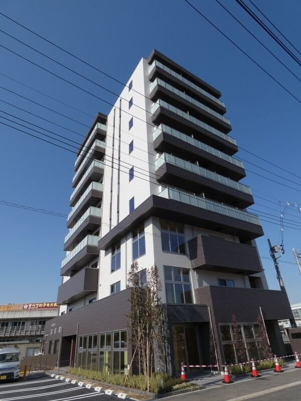 ジャルダン　デ　グリシーヌの物件外観写真