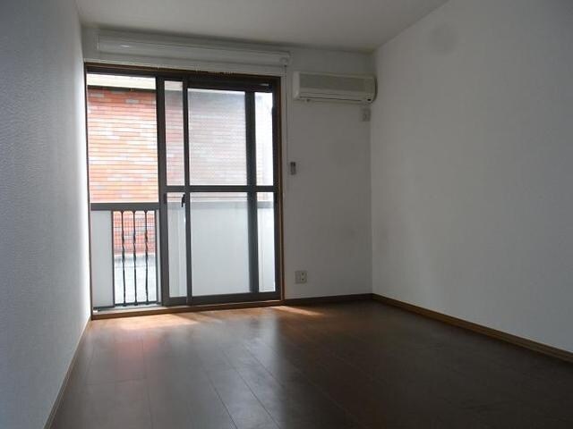 メイフラットの物件内観写真