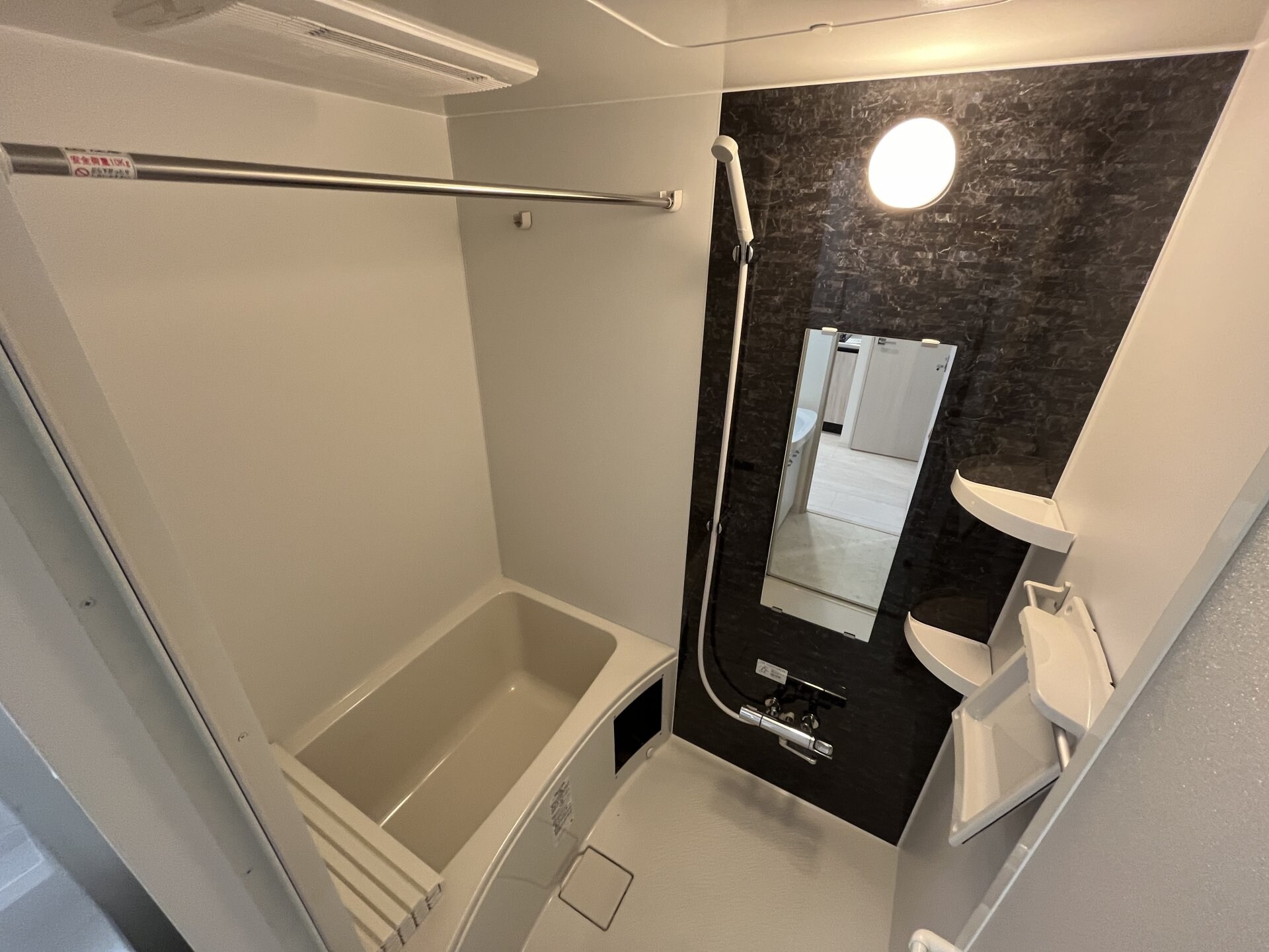 レオーネ志村坂上の物件内観写真