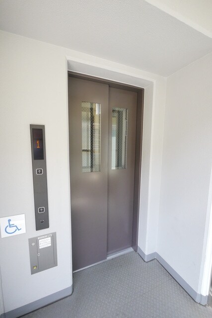 フレンシア ノイエ 成増の物件内観写真