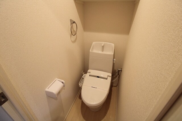 ヴィアロ高島平レジデンスＡの物件内観写真